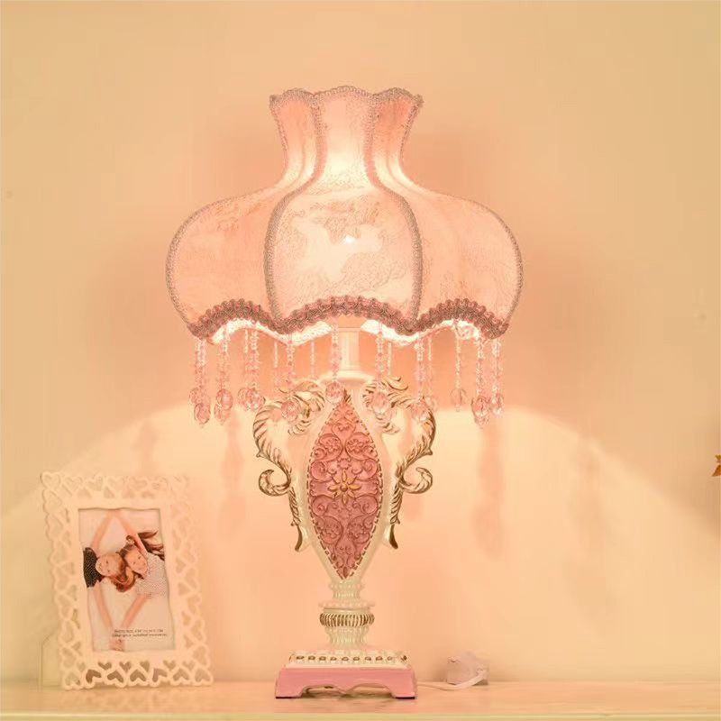 Desk Lamp - Avrupa Pembe Masa Lambası Lüks Oturma